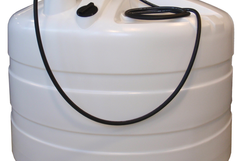 Nádrže na AdBlue / Swimmer SW 5000 AdBlue - foto Nádrže na AdBlue / Swimmer SW 5000 AdBlue - foto